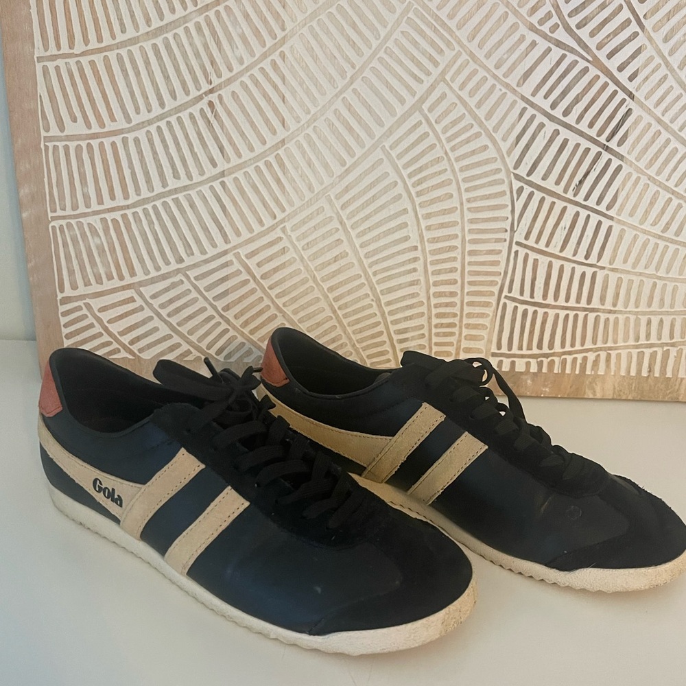 Gola bullet sneakers. Pink, black and cream.